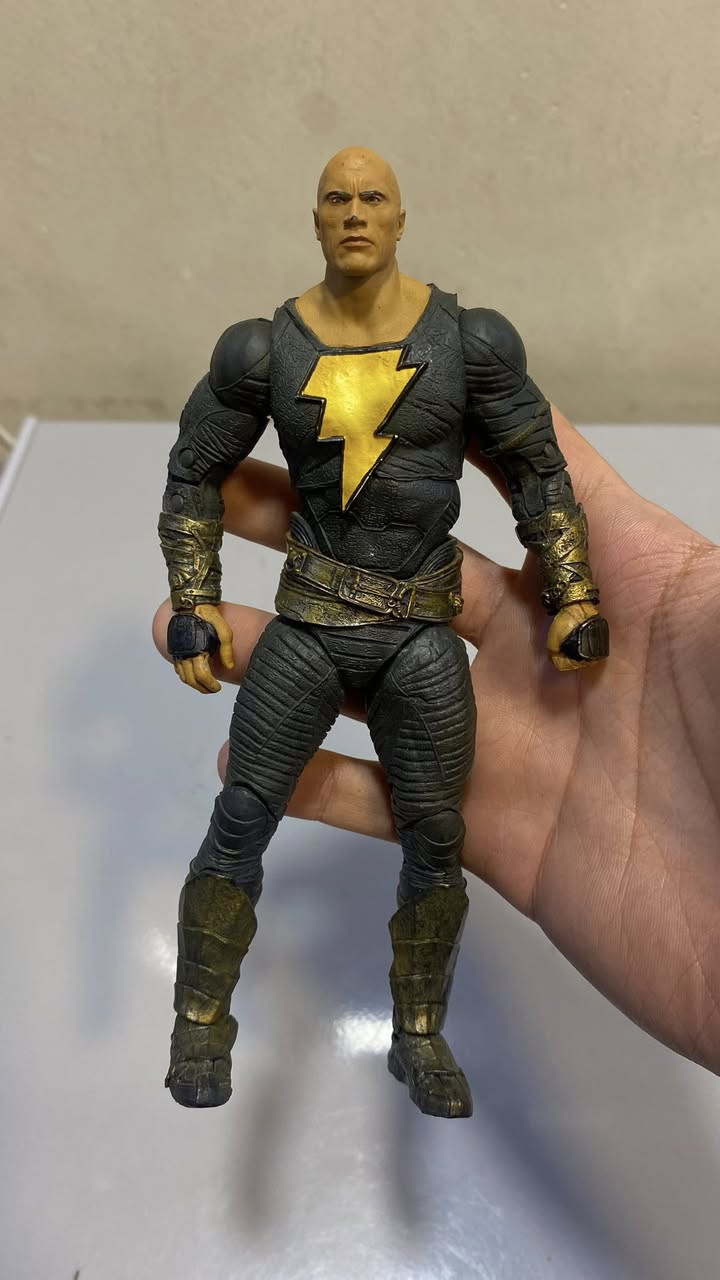 مجموعة رقم 1
مجسمات مكفارلين DC 
وقطع منوعة 👍🏼


**إذا كنت صاحب هذا الإعلان وتريد حذفه لأي سبب، رجاءا أرسل رسالة إلى الدعم الفني**