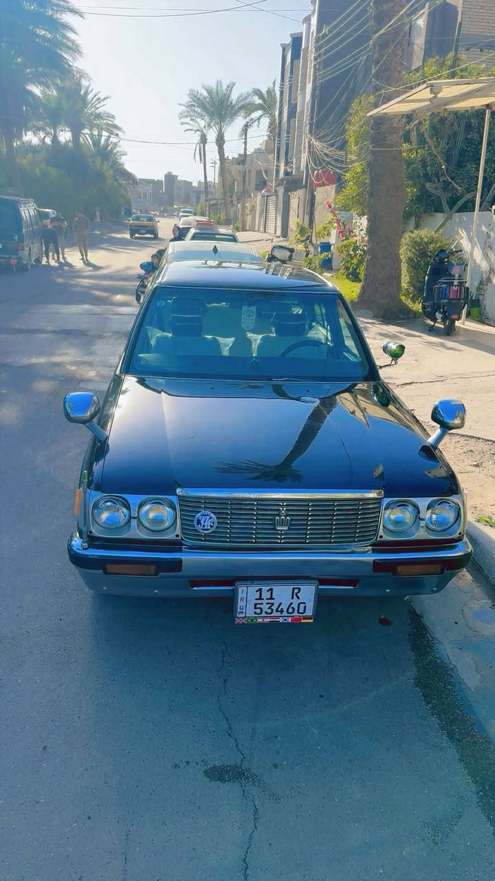 السلام عليكم ورحمة الله وبركاته
ارنب كراون ديلوكس موديل 1993
رقم بغداد انكليزي كير مكينة تبريد كفالة 
صبغ داير جاملغات الخلفية اثر خياس 
سيارة جاهزة تخم تاير حدادية جاهزة مابيها اي نقص 
مكينة ونجي ماسحات يسرة بلاد دشبول يدة لايت يسرة بلاد 
السيارة باسمي تحويل مباشر 
أسف على الاطالة سعر السيارة 95 ورقة 
مكاني بغداد حي العامل ***********

