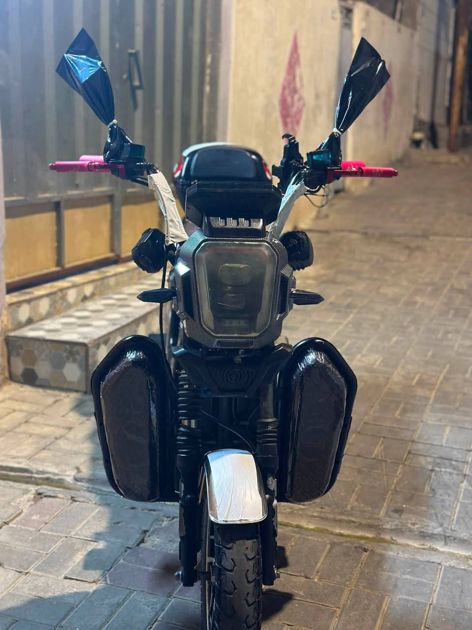 دراجة شحن هيوشا موديل 25 
دراجة نضيفة وع الفحص 
السعر 475 وبيها مجال للأستفسار مراسلتي 
 خاص او اتصل على  ***********
