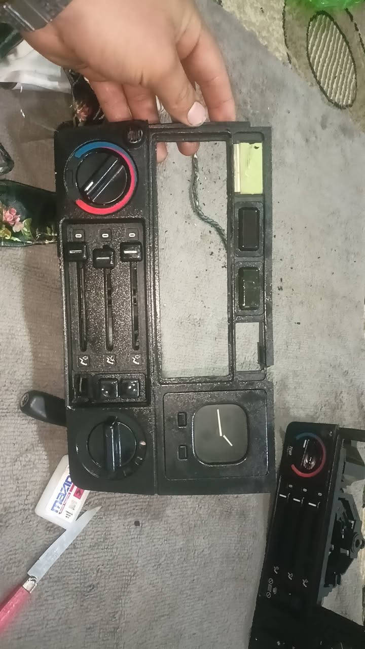 سلامو علیکم اخۆانی لل بیع مع احترامی دشبول کاملە🤍


**إذا كنت صاحب هذا الإعلان وتريد حذفه لأي سبب، رجاءا أرسل رسالة إلى الدعم الفني**