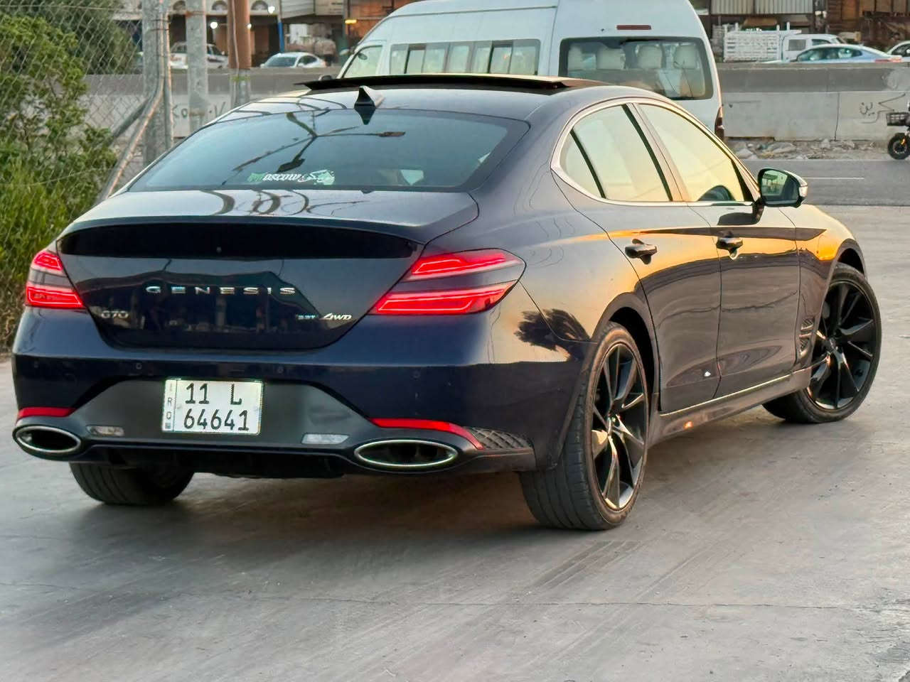 جينيسيس G70 موديل 2022
فئة بريستيج أعلى مواصفة
 *********** 

المحرك: V6 سعة 3.3 توين تيربو السعر 198 ورقه 
الدفع: خلفي
الممشى: 81ألف كم

حادث صفحت السايق 

مغلفة نانو 

المواصفات والتجهيزات:

• فتحة سقف بانوراما
• بصمة تشغيل
• تشغيل عن بعد
• كشنات ميموري سيت
• كشنات تدفئة وتبريد
• ستيرن كهربائي مع هيتر
• 5 وضعيات قيادة
Eco - Comfort - Sport - Sport Plus - Custom
• گزوز رياضي بلاد الصوت
• Auto Hold
• شحن وايرلس
• سستم سماعات Lexicon
• داتاشو
• داخل أبيض جلد بقلاوة
• سقف كنتارا شامواه
• كاميرات جانبية تظهر داخل العداد مع الإشارة
• شاشة كبيرة
• عدادات ديجيتال
• رادارات أمامية وخلفية وجانبية
• 6 كاميرات 360 درجة
• حساسات أمامية وخلفية
• نظام تحديد المسار
• دسكات بريمبو
• مرايا شفط مع إشارة وتعتيم
• لايت LED أمامي وخلفي
• دخول ذكي مع إنارة ترحيب
• قيادة ذاتية
• مثبت سرعة مع تحديد مسار
• تحذير فتح الباب عند وجود سيارة قريبة
• قطعتين تبريد
• كشن السائق حضن بوضعية Sport و Sport Plus
• ماسحات أوتو تتحسس المطر
• ترحيب شعار Genesis
• نقطة عمياء
• شفتات ستيرن
• هيتر بالمرايا
