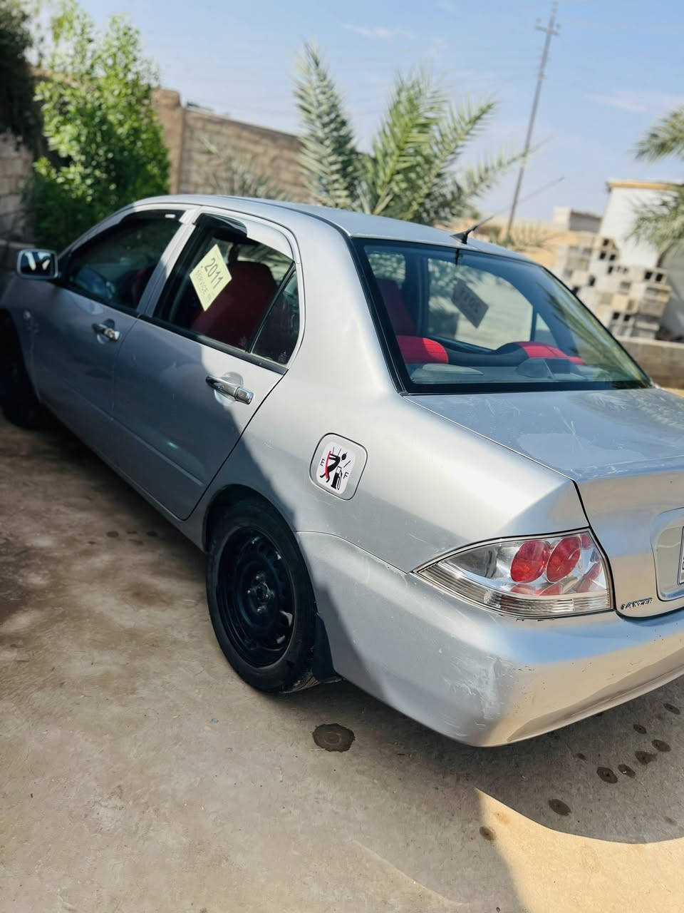 السلام عليكم سياره للبيع ومراوس لانسر موديل 2011مكفوله عما رقم بغداد. سعر85 مكاني ديالى دلي عباس. رقمي ***********
