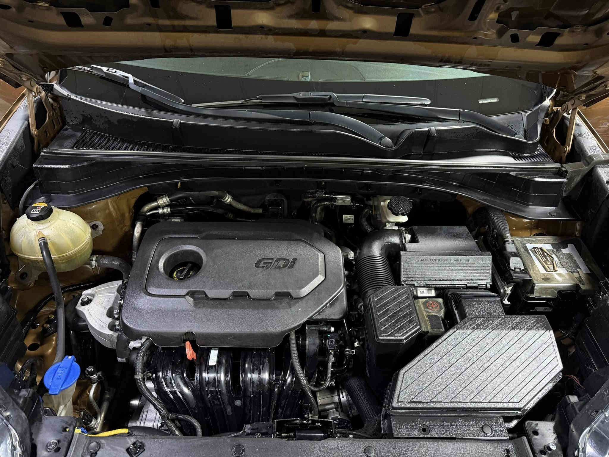 اسلام عليكم 
اسبورتج 2020 للبيع 
الون قهوائي محرك 2400
حادثها سرقت بنيد بدون ضرر 
بدون ايرباك بدون اي ضرر داخلي 
صور الحادث والسونار منشور
مابيها صبق فقط نصف الجاملق الايمن الامامي
محرك 2400
تبريد قطعتين شاشه كبيره
توقف ذاتي 
حساس امامي خلفي 
تخم تاير جديد 
حداديه جديده 
باتي نوزلات بلكات فيت بم كوله جديد
السياره مسويلها ادامه كامله ملبيها اي نقص
ماشيه 100 الف
رقمها اربيل الدولي بسمي شرط التحويل 
كولشي بسياره واضح بصور والسونار موجود وكلشي ذكرته ميحتاج تسال على شي 
السعر 153
ممتواجد على الفيس 
الرقم***********
مكان السياره بغداد
