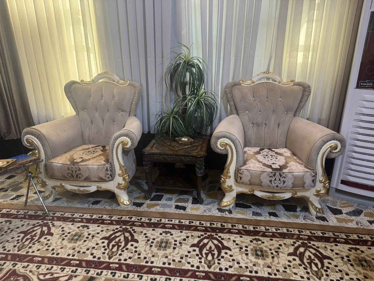 #البيع_بالقسط_50_الف_بالشهر_وبدون_مقدمه 💥💰
تخم مصري مستخدم كلش مرتب ونظيف خشب درجه أولى سفنج درجه أولى  10 مقاعد  مع طبله كبيره    

 
***********
***********
