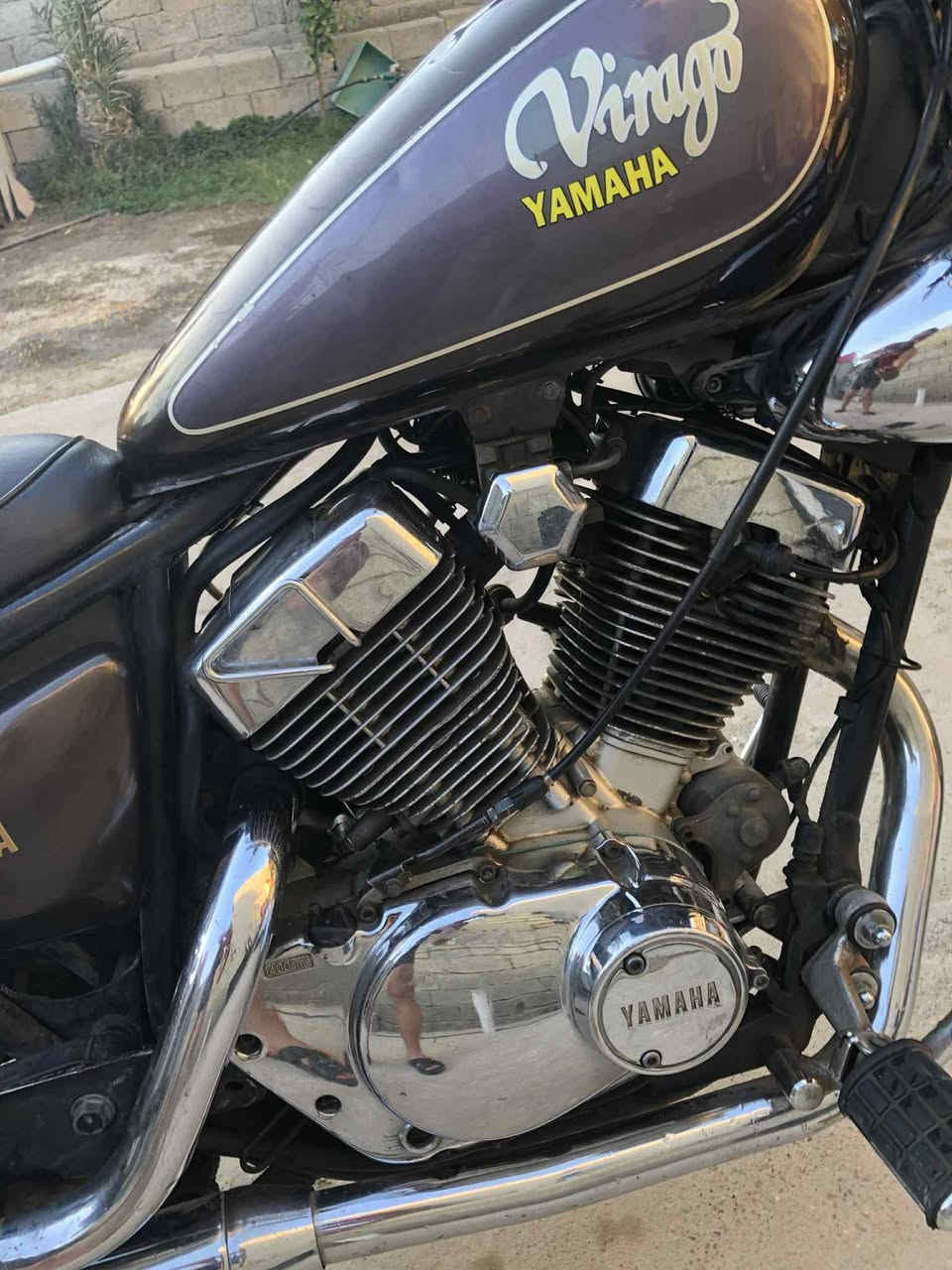 السلام عليكم رمضان كريم احبتي YAMAHAفيراجو 250ccالدراجه نص نكره شوفت عينك 
كلشي بلاد عل وضع الشركه 
١-تخم تاير ياباني اصلي 
٢-تخم بلك واير اصلي 
٣-لايت اصفر بلادي 
٤-تانكي مطلي طلاء داخلي يعني لاوسخ ولازنجار
٥-ستيرن عالي 
٦-صالصنه صوت مرعب 
٧-نقوصات جبن دبلات وكتف اشاره واير كيلو متر 
السعر ٩٠٠وبيها مجال قليل وخادم الكم 
***********
