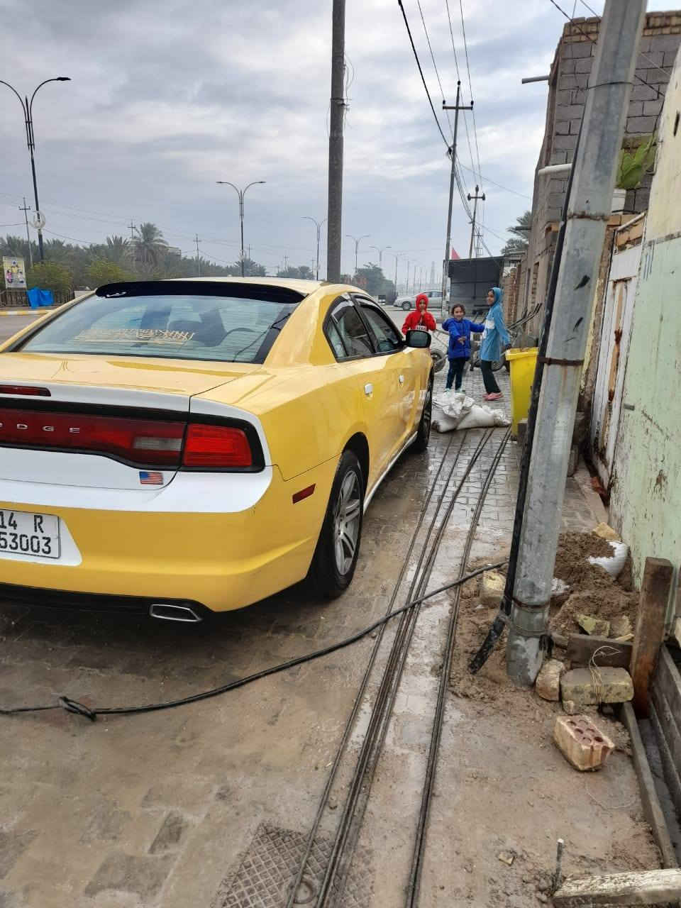 جارجر ١٢ كفاله عام سياره خير من الله ماذب عليه ربع دينار جاهزه من كل النواحي بل عافيه لي صير من نصيبه اني مكلف بنشر رقم راعيه واخابره وبيك خير ودلل ***********و***********
