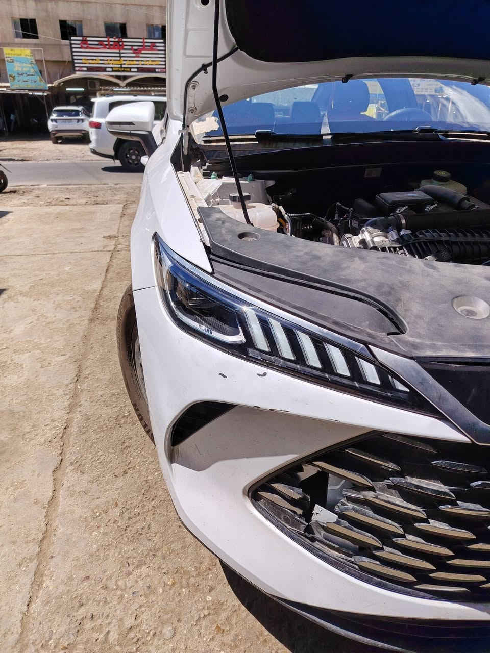 عمل جميع بكلايتات ومازدات السيارات فايبر كلاس الورش الفنيه ***********
