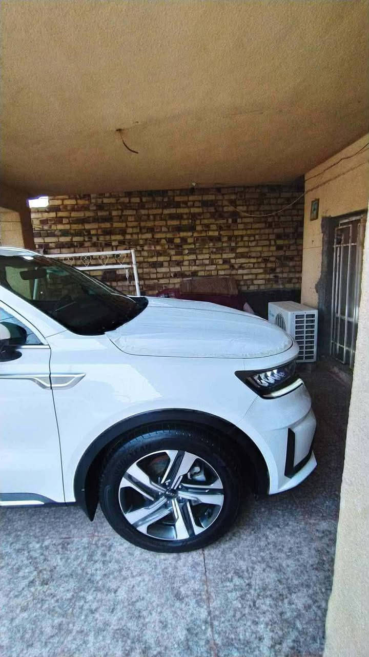 سورنتو 2023
خليجي مكفولة كفالة عامه
ماشية 19 الف

محرك 6 سلندر رقم  بغداد
المواصفات 
كير ماوس 
شاشه كبيره 
بصمه عدد ٢ 
حساسات أمامي خلفي 
ترحيب عند الاقتراب 
تحكم ستيرن 
بردات ابواب خلفيه بلادي
لايت زنون 
تشغيل عن بعد
نظام منحدرات 
دخول ذكي 
مانع انزلاق 
لايت ٤ عدسات زنون 
سبعه راكب
سعر 305بيها مجال 
  للاتصال   ***********
