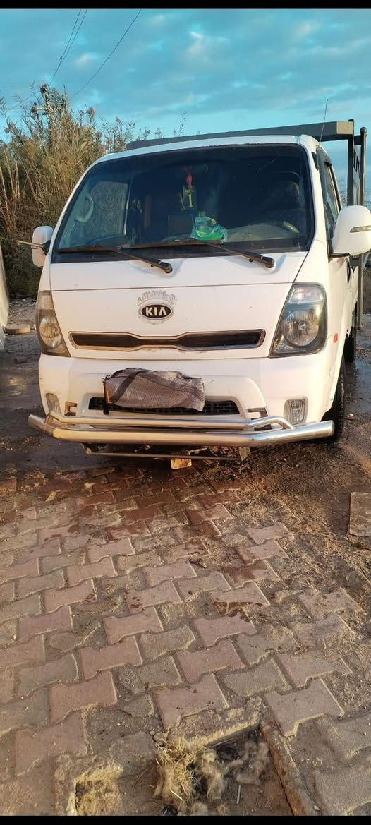 السلام عليكم للبيع   كيا مسكر 2018 كفاله عامة دبلو فول وربع باسمي رقم بغداد دولي تباع بدون محجر السعر 130 وبيها مجال الاستفسار ***********
