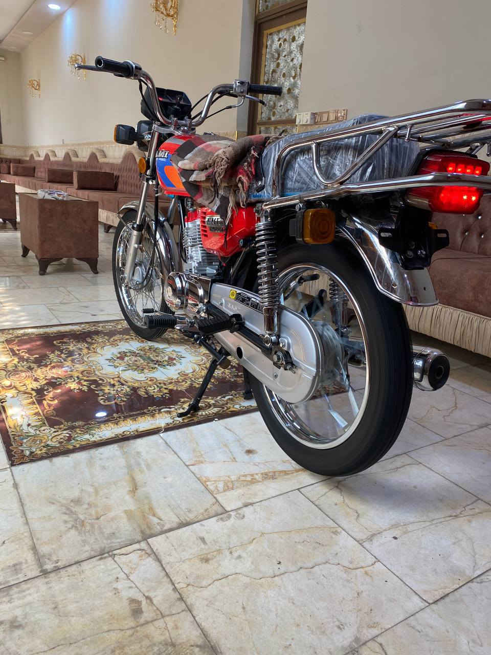 سلام عليكم دراجه تعمير تيربو كامل شاصي 12مكينه 24مفتوحه بس ولفات ومبدله اصليه لشراي يتصل عل رقم ***********
