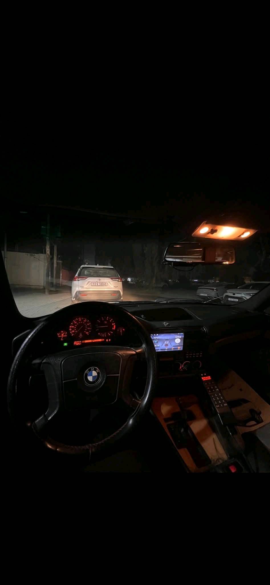 السلام عليكم 

 بي ام 525 فانوس موديل 1991 للبيع او مراوس وارد امريكي حادث جاملغ امامي فقط صبغ عام جماليه السياره احلى من الصور بهواي
كير محرك مكفولات
السياره فول مواصفات
فتحه
بجم عريض
دعامياتm امامي خلفي
تلفون بلاد
كراسي كهرباء فول تحكم
تجاوي كهرباء
تدفئه كشنات
جام اربعه كهرباء
مري منفصل كهرباء
برده خلفيه كهرباء
دبل ايرباك
دمام صندوك اصلي
ويل خليه جديد اصلي
سنتر لوك
جام كهرباء 4
لايت زنون عالي
شاشه كامره دواره امامي خلفي
كهربائيات شغاله بيها ملاحظات كلش بسيطه 
وباب عكس السايق يراد فقط كيلون 
والجام الخلفي عكس السايق ما ينزل تصليحه بسيط 
تبريد منضومه جديده كامله بس بنهاية الصيف الكمبريسر صار بي صوت
السياره جاهزه صدر بي ملاحضات بسيطه بل امامي الخلفي جديد
رقم انبار دولي الجديد  تحويل ثاني يوم مشروع وطني السعر 75 وبيها مجال حك الجيه 
العنوان بغداد الدوره 
***********
