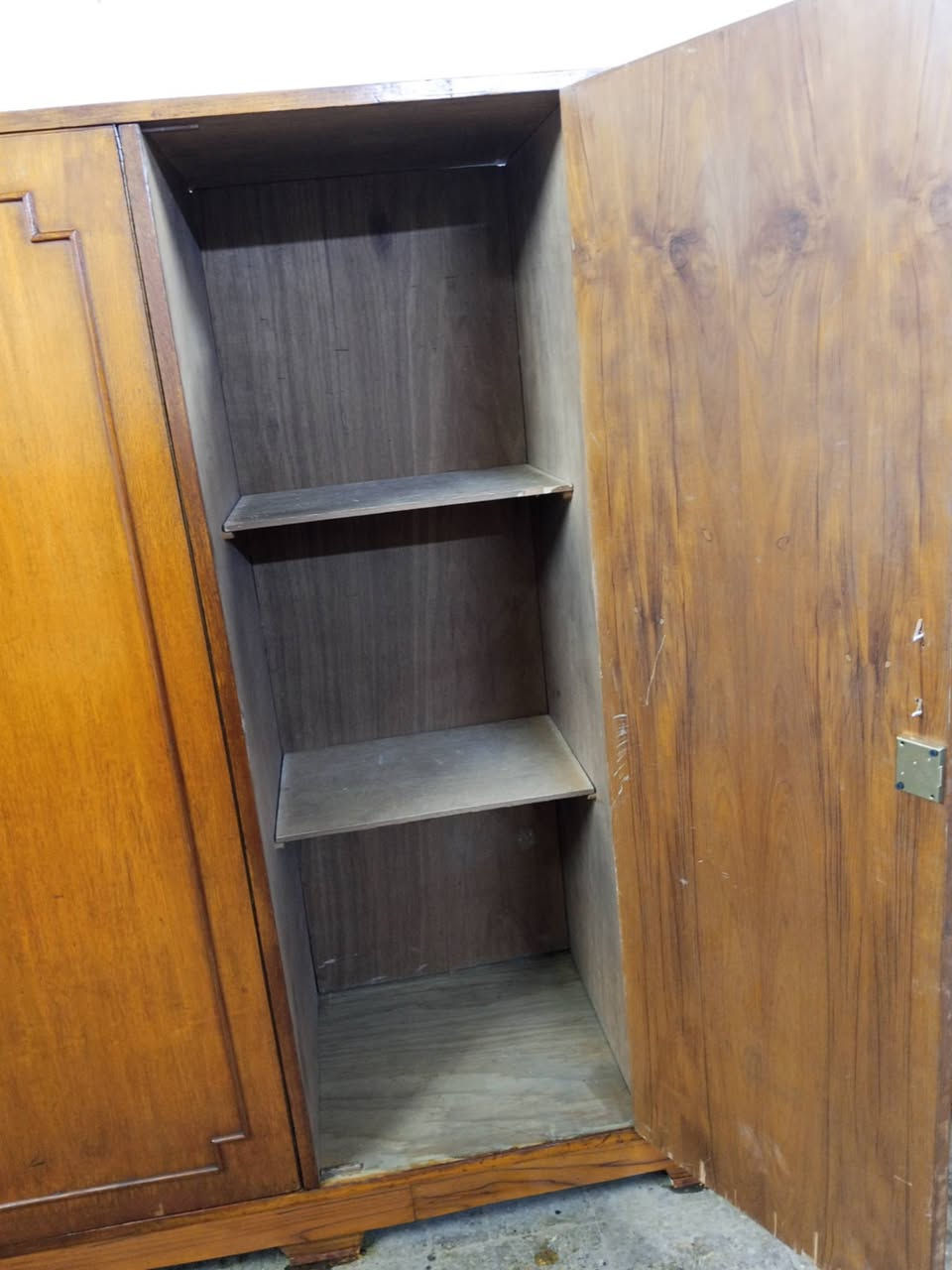 قنصور 5ابواب سعر 160حي صدام شاري يتفضل خاص خشب ثقيل
@الجميع


**إذا كنت صاحب هذا الإعلان وتريد حذفه لأي سبب، رجاءا أرسل رسالة إلى الدعم الفني**