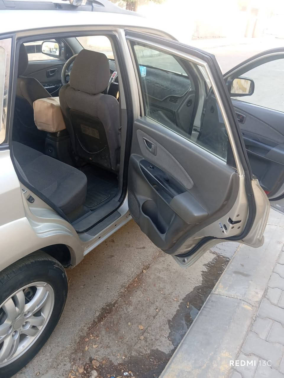 توسان خليجي موديل2008 كاملة على اخر حباية الحمدلله تبريد ثلج  مكينه 2000 دوش سنويه جديده لحد 31    باأسمي تحويل مباشر تايرات حداديه خير من الله سياره ماتصرف عليها درهم واحد والله العظيم مال جناي امانه الله ورسوله كلش حلوة ومناسبه  مكان السيارة بعقوبة السعر (  115) وقابل للتفاوض 
‏للأتصال ‪***********‬‏


**إذا كنت صاحب هذا الإعلان وتريد حذفه لأي سبب، رجاءا أرسل رسالة إلى الدعم الفني**