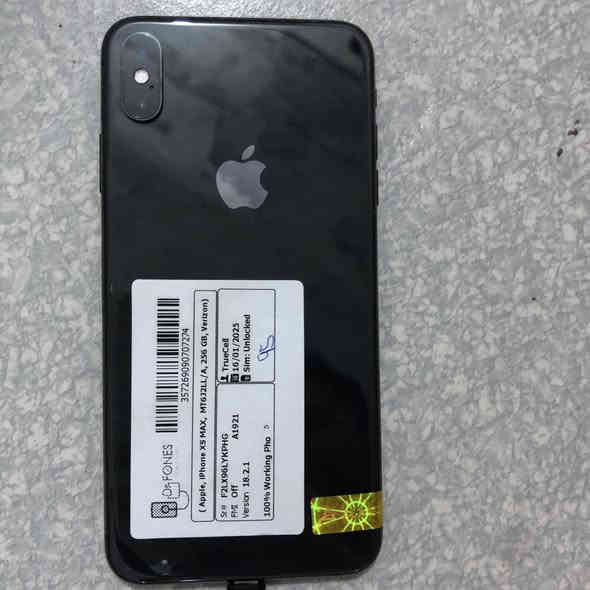 ايفون اكس   S ماكس   ذكره 256 بطاريه 95
نضافه  100% حجم  كبير  كلشي مامبدل  بي  بلادي  وكاله   للبيع سعر 280 نقال نضافه  فول  عدد مرات الشحن  3مرات   /البصره -الدير   وتساب 📞***********
