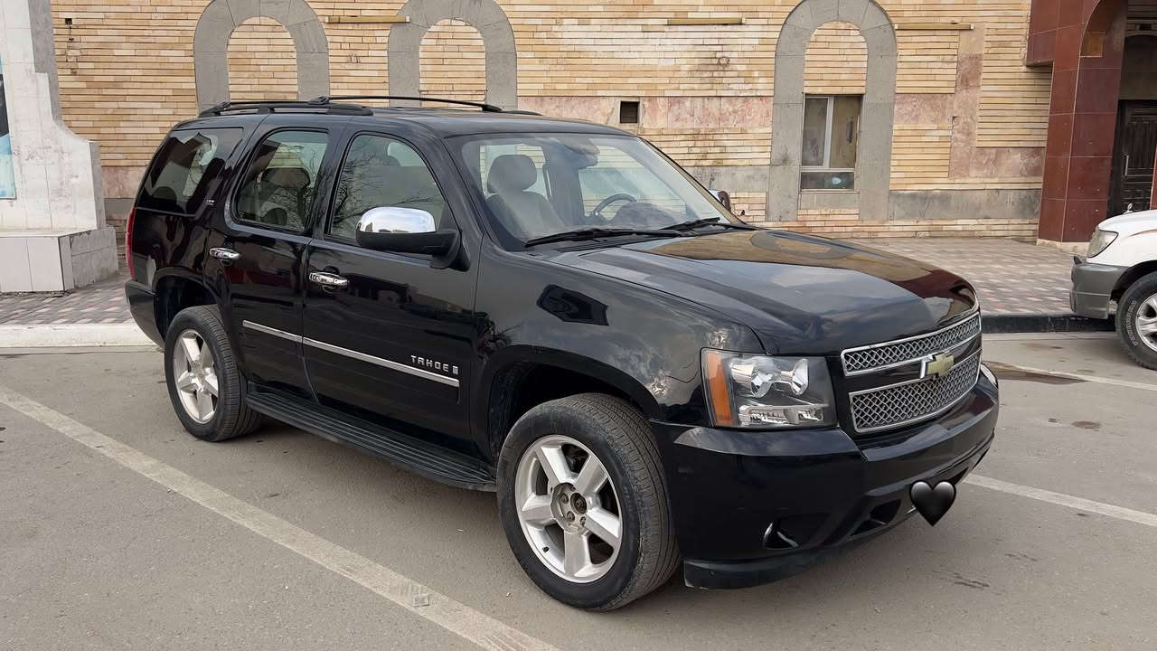 تاهو / Taho خليجي وحش الشارع للبيع 

مديل / 2009 

LTZ فول مواصفات للأخير 

السيارة بيها 3 قطع بارد وقطعه صبغ 

مكينه مفتوحه گير حدادية تبريد كهربائيات كله شغال مابيها نقص برغي 

رقم اربيل

عنوان السيارة البصرة  

السعر 215 

الرقم / ***********
