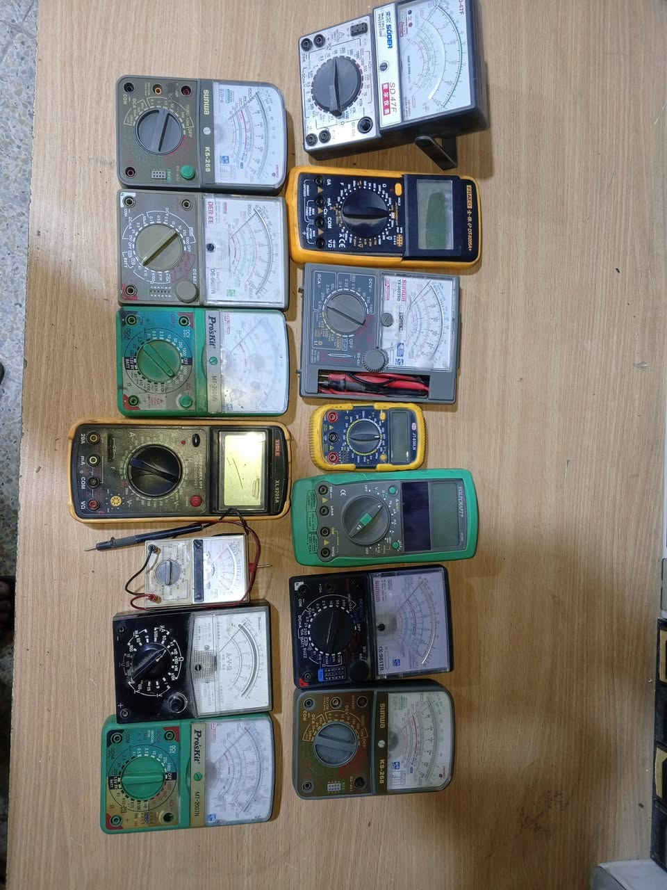 فاحصات اڤوميتر للبيع 
ابيعهم فحم اكو يشتغل واكو لا 
80 الف


**إذا كنت صاحب هذا الإعلان وتريد حذفه لأي سبب، رجاءا أرسل رسالة إلى الدعم الفني**