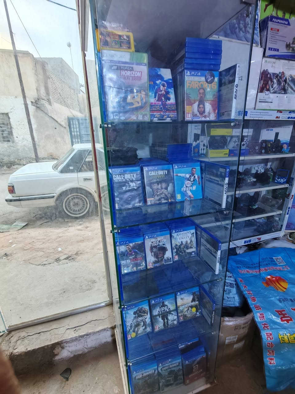 سلام عليكم يعلن مكتب المارشال في المحاويل
قرب حسينية المحاويل عن توفر جميع أجهزة البلي ستيشن والابتوبات .بيع  وشراء نقد أو قسط شهري فقط لحاملي بطاقة الماستر كارد رافدين . الاتصال ***********/
***********
