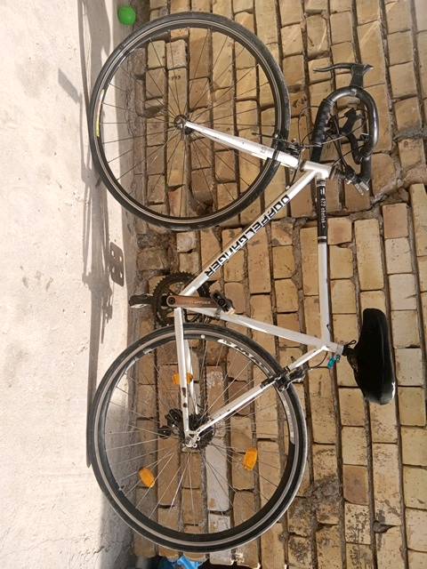 دراجة هوائيه : بايسكل سباقات نضبف كلشي مابي عنواني مدينة الصدر 