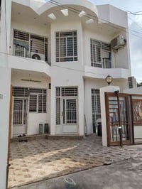 دار للبيع معمل ادويه العماليه  مساحه 150متر طابقين  بناء جديد  2022 يت...