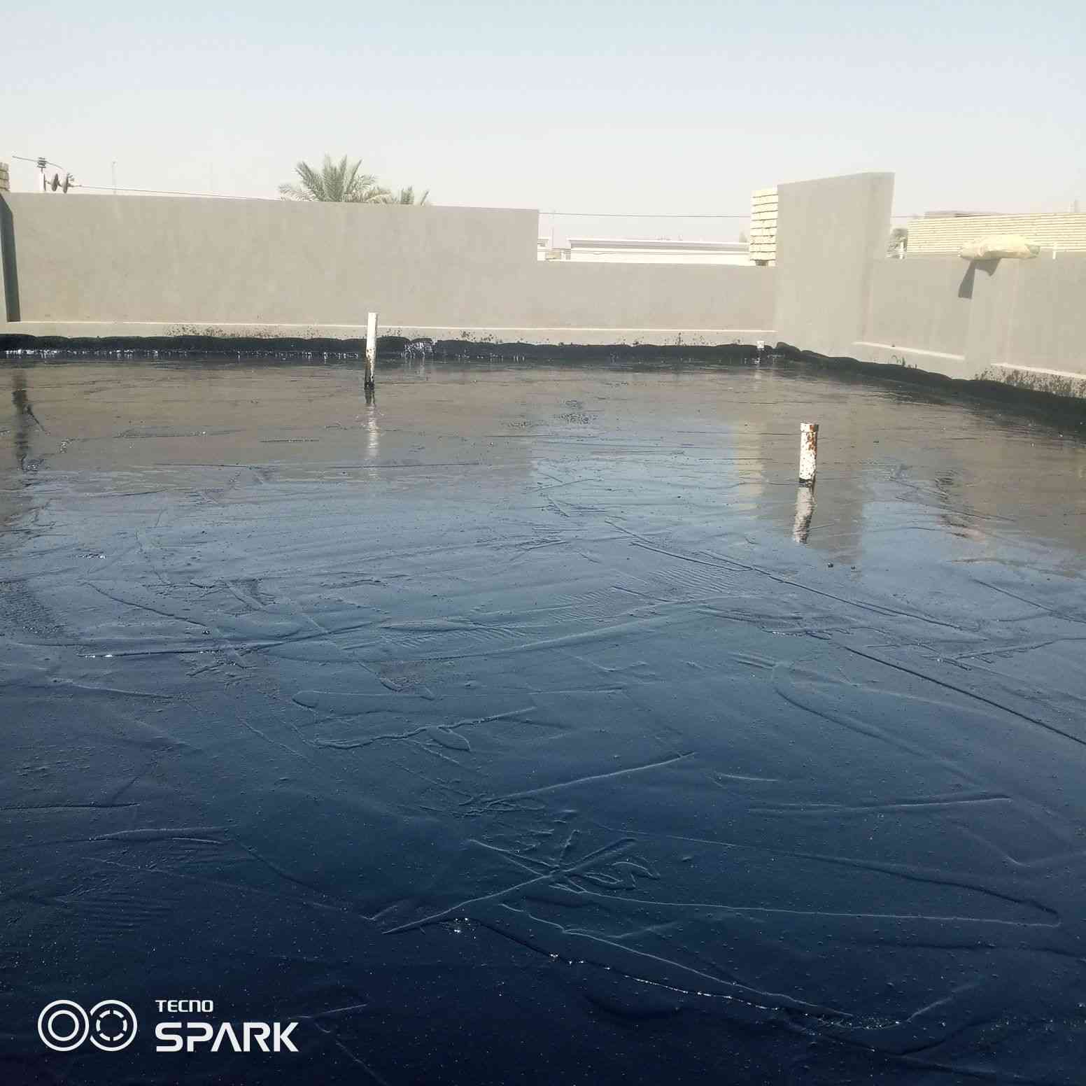 السلام عليكم تجير السطوح والاساسات اسعار مناسبه شغل درجة اولى سعر البرميل ٧٠الف اتصل على الرقم ‏‪***********
