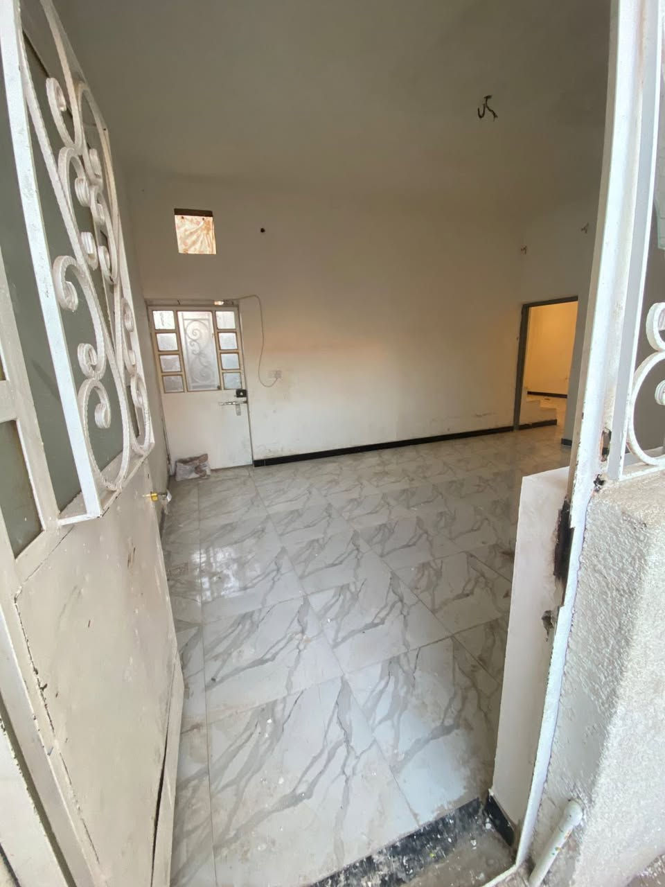 بيت ايجار حي النصر 

مساحة 160 متر 

يحتوي على 2 غرف نوم 

سعر الايجار 450 الف 

***********-***********
