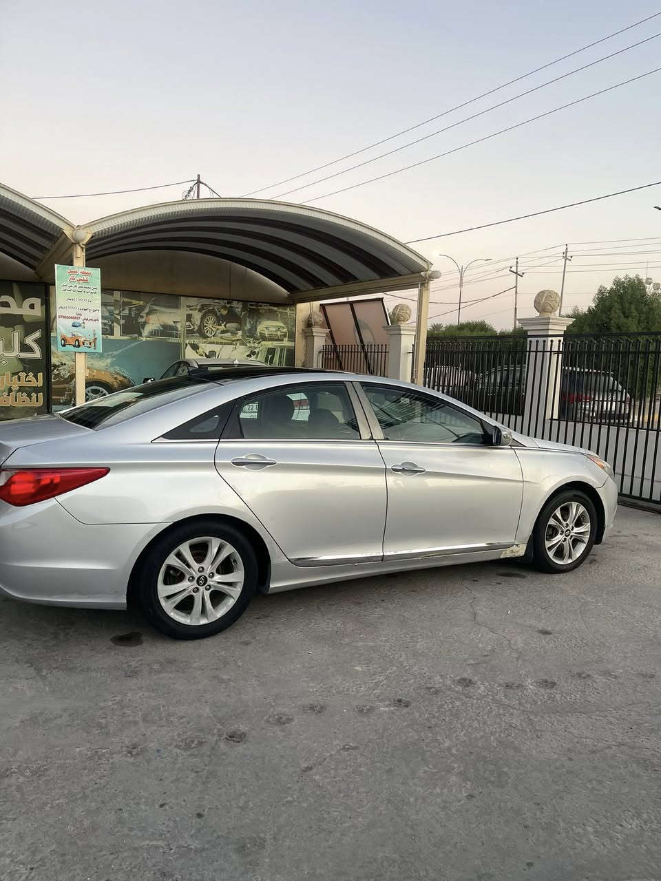 سوناتا  2012 امريكي سعر  107 ورقه مع المجال المكان خالديه 

مواصفات 

محرك مكفول 2400 gdi المرغوب

كير مكفول 

صدر مكفول 

كهربائيات كلها شغاله جديده

تبريد شغال بارد

سياره فول مواصفات  بصمه و كشنات كهربائي بنوراما 

 فول فول مواصفات لمتد                                                          بيها بابين من امريكا وانصبغت صفحة اثر جراد وبنيد مبدل 

سياره سنه صارلها يمي ما يمي عطلت 

للاستفسار الاتصال على ***********
