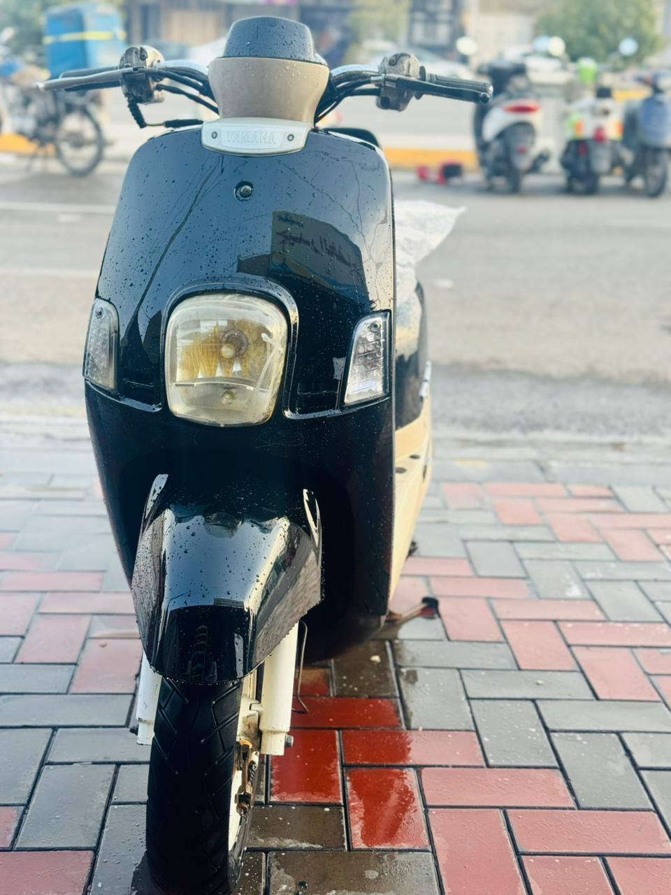 للبيع بوليسي دراجه داخل ختم واحد اصلي تخبل كلشي ماناقصها سعر 750وبيها مجال بصيط ***********
