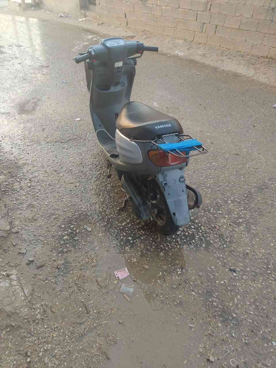 دراجه ذبانه بسعر مناسب ما مفتوحه وكامله ما بيها نقص وغراضها كلها بلاديه مو تجاريه وتشتغل سلف وتشتغل هندر وشرط على الفحص ومفوله بنزين ودهن بس تشغلها وتاخذها سعر 800 الف وبيها مجال قليل
رقم الهاتف ***********
