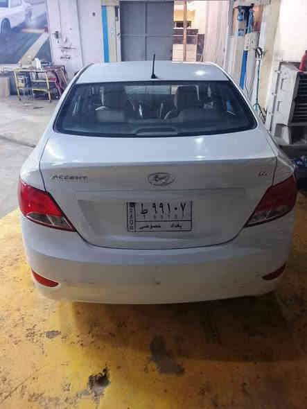 السلام عليكم اكسنت موديل 2017 خليجي ماشيه 125 الف سياره جديده بانوراما تبريد ممتاز اشاير بالمري تحكم ستيرن  وكل نقص مابيه وسونار موجود السعر 124 وبيه مجال العنوان بغداد الدوره ***********
