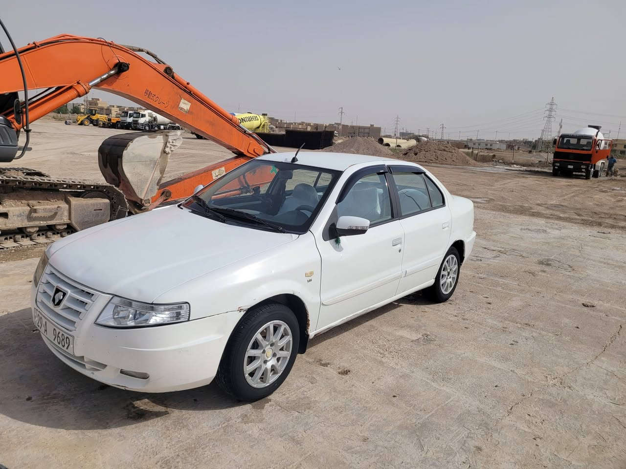 السلام عليكم 
سمند سورن ٢٠١٢ لا تبديل لا ضربه لا صبغ 
رقم واسط 
السعر ٣٣ او بيها مجال محرك لا تبخير ولا تنقيص تبريد شغال مكلف بالنشر
اتصل على الرقم 
٧٧٢٥١٢٧٣٥٢
