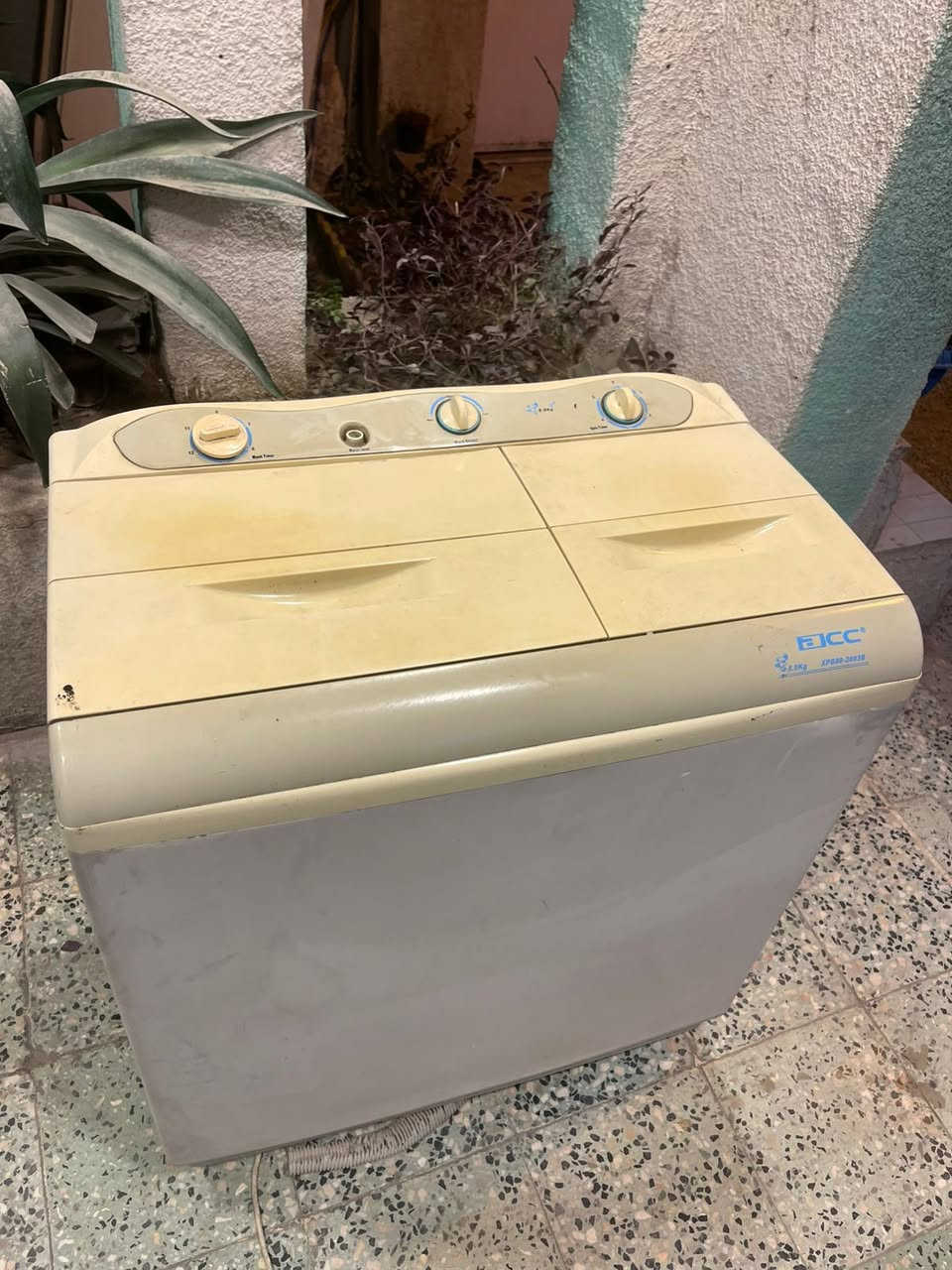 غساله شغاله بيها عطل بسيط بتنشيف سعرها 50


**إذا كنت صاحب هذا الإعلان وتريد حذفه لأي سبب، رجاءا أرسل رسالة إلى الدعم الفني**