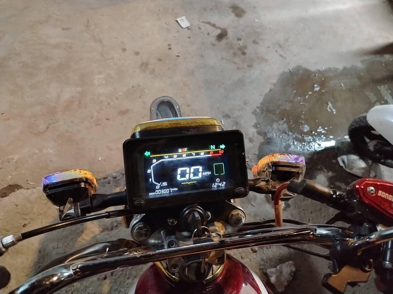 سلام عليكم  دراجه سونك ايراي  2025 كفاله عامة  للبيع العنوان بغداد  الحسينيه مال   الاستفسار  ***********
