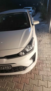 ريو ٢٠٢٢ • ابيض • مرقم ديالى