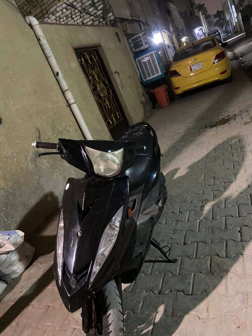 ملكف بل نشر جيتي ار نضافه 90%  محرك مامفتوح  ملاحظة رمبه استعمال 3اسابيع فقط دراجه كلش حلوه نوزل ملاحظه مره ثانيه رمبه مو ماستعمله هواي ماشيه اقل 7الف عداد 
سعر 1250وبيها مجال حك جيه العنوان بغداد الشعله قطاع الثاني قرب شركة الزناد  الاتصال ***********
