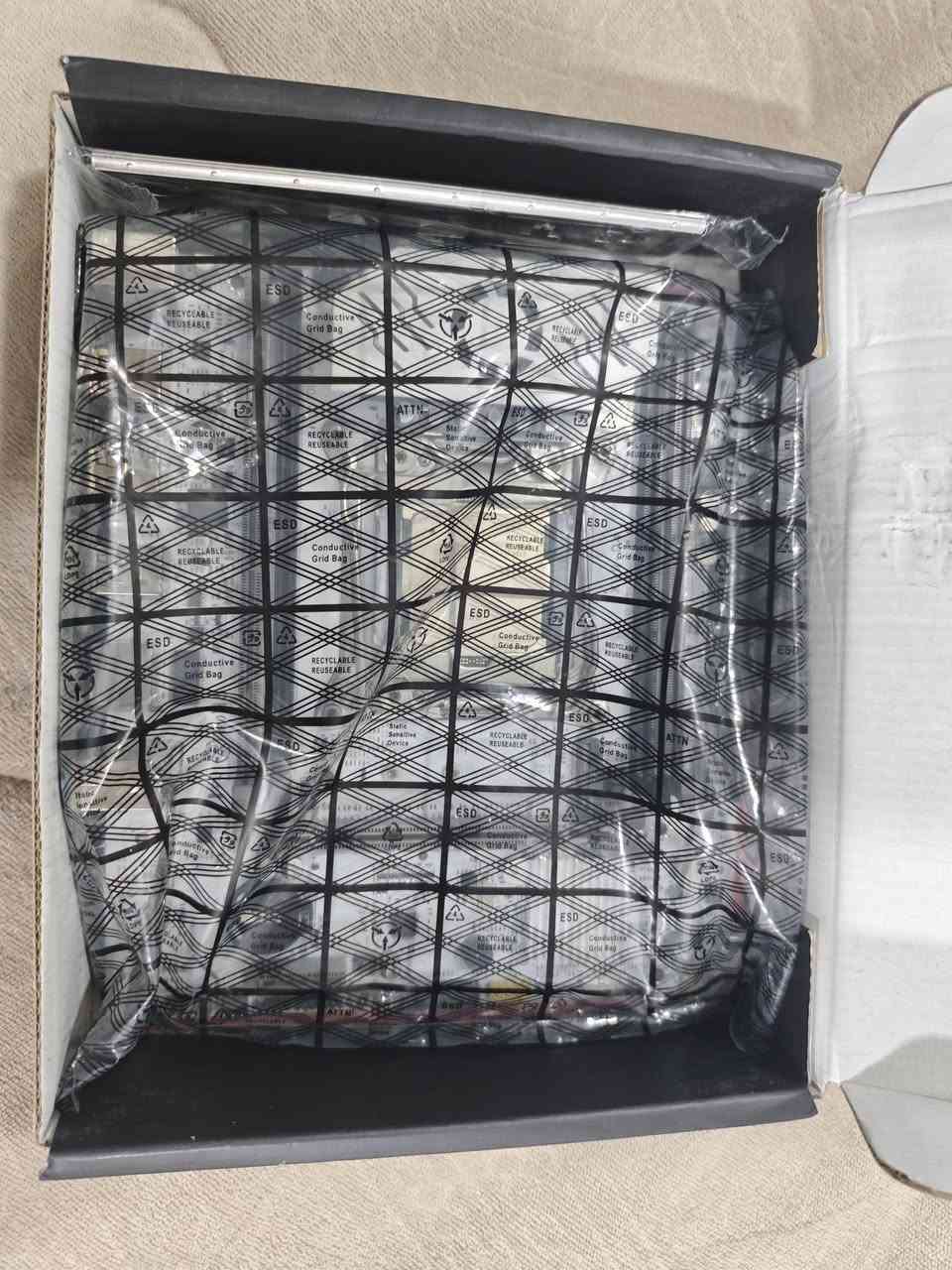 مذربورد QIYIDA D4 X99 + معالج Xeon E5-2680 V4

جديد، فقط تم فحصه.
السعر 60 ألف دينار وبيه مجال.


**إذا كنت صاحب هذا الإعلان وتريد حذفه لأي سبب، رجاءا أرسل رسالة إلى الدعم الفني**