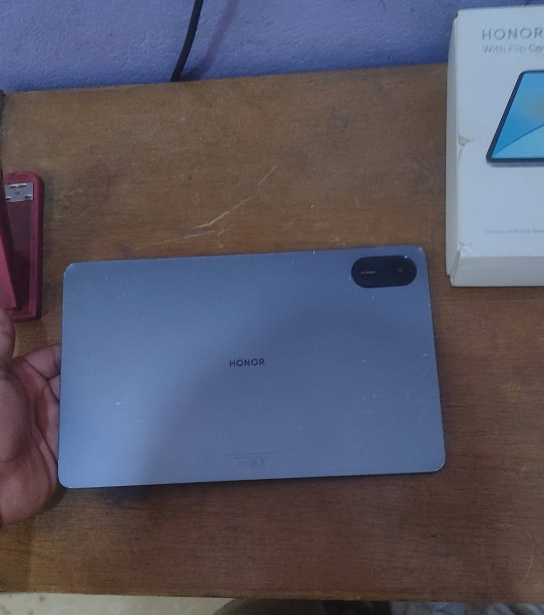 السلام عليكم ايباد هونر honor pad x 9 الذاكره 128 الجهاز استخدمته دراسه حاليا معروض ل  بيع سعر 200 وبي مجال الجهاز كامل ملحقات مكان ديالى تواصل واتساب ***********
