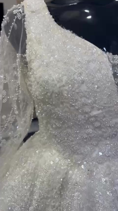 متوفر بدله  سعر ١٠٠ مع التوصيل تفاصيل خاص  ملبوسه


**إذا كنت صاحب هذا الإعلان وتريد حذفه لأي سبب، رجاءا أرسل رسالة إلى الدعم الفني**