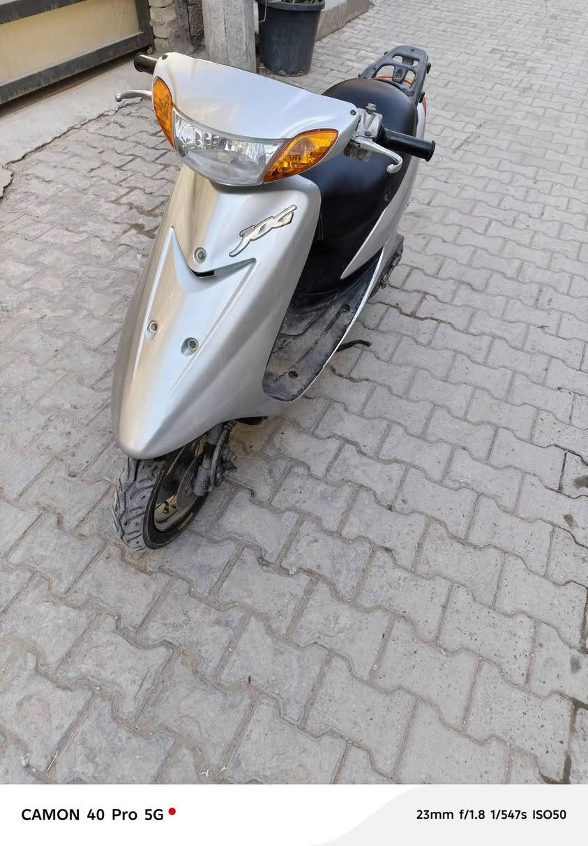 سلام عليكم شباب دراجة عصفورية نكرة سلف هندر اشاير لايت عالي وناصي كيلو متر شغال هورن عالي دراجة نضيفة كلش ومكفولة كفالة عامة وبلعافية على الياخذهة شلعة ومعدل تشك الكاع مكاني بغداد الحريه السعر ٣٥٠ وبيهة مجال قليل حك الجية الشراي يتصل *********** ويدلل واهلا وسهلا بلجميع
