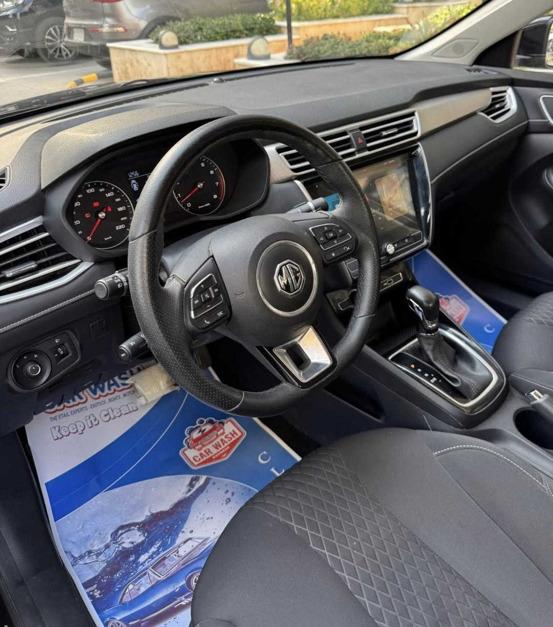 ام جي 5 2024 
ماشية 21 الف 
سيارة وكالة نظيفة 
السعر : 108 او بيها مجال 
***********
