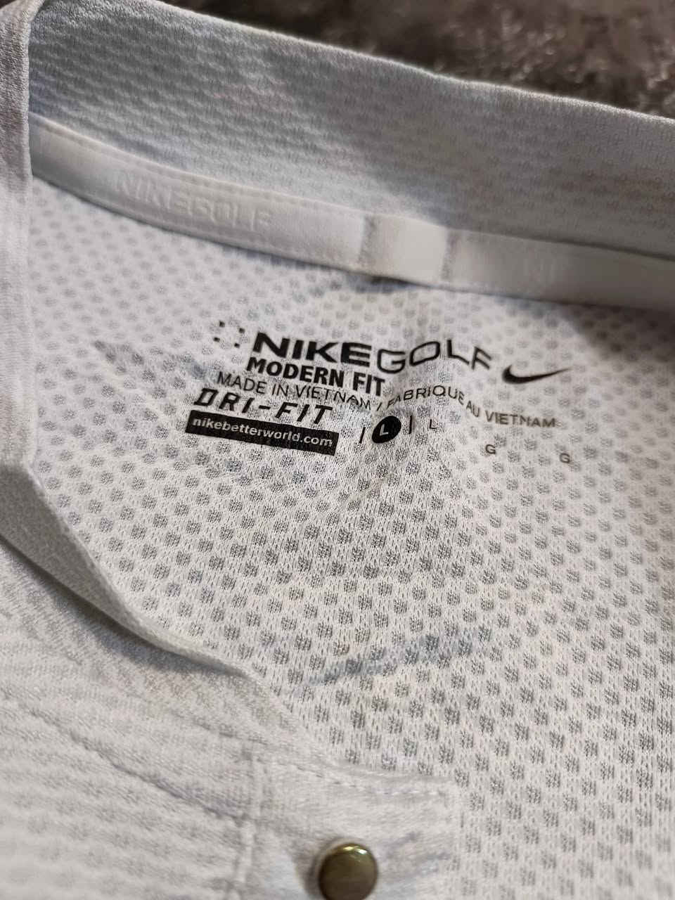 تيشيرت نايك
خامة بولستر
اصلي مفلتر فصال عالمي
القياس لارج
سعر 20 الف
يوجد توصيل


**إذا كنت صاحب هذا الإعلان وتريد حذفه لأي سبب، رجاءا أرسل رسالة إلى الدعم الفني**