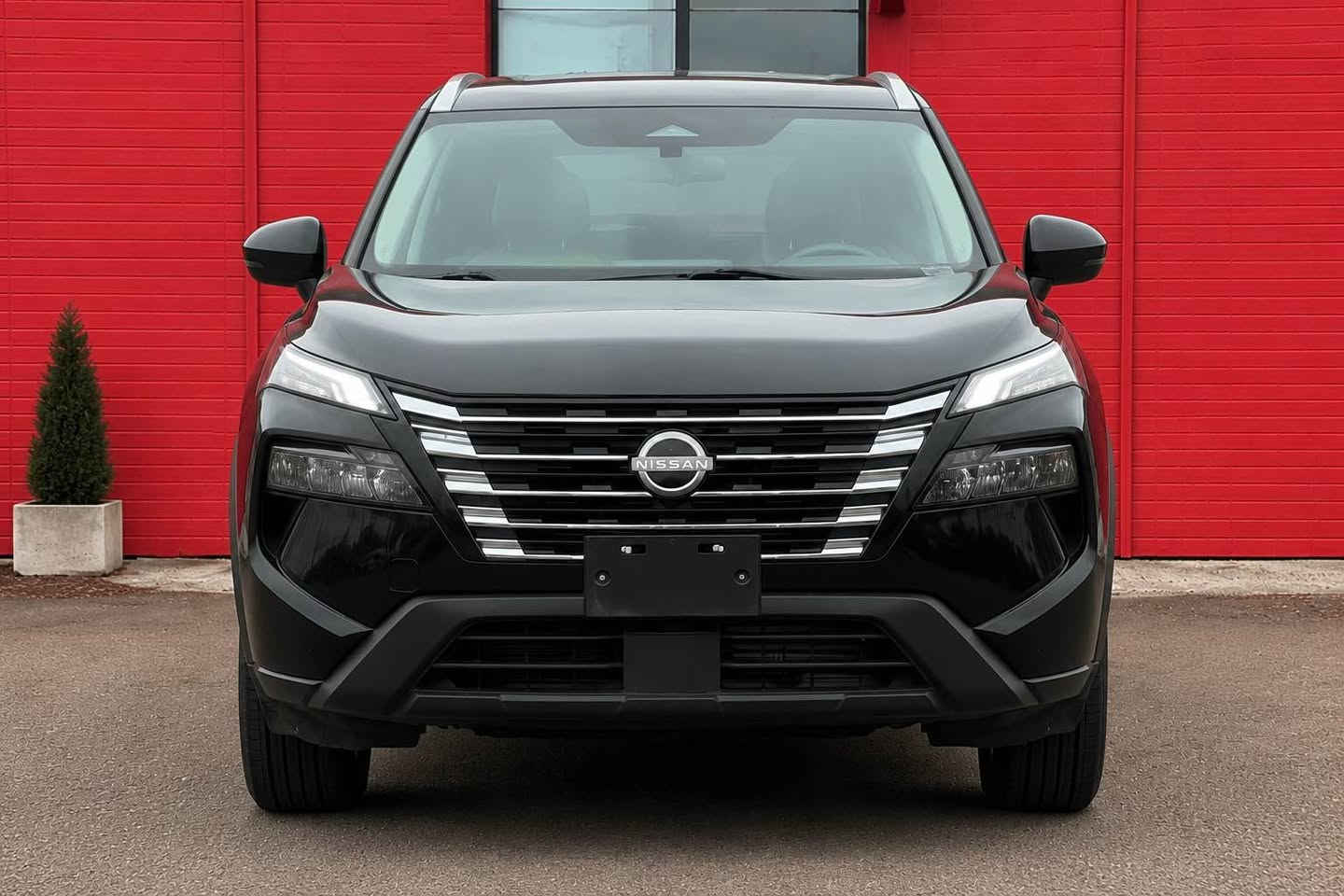 🚘 NISSAN ROGUE AWD 2023 🚘

🔥 دەبڵ ئەکسل | دۆخێکی نایاب 🔥

تکایە پۆستە جوان بخوێنەرەوە هەموو شتێکم نوسیوەە 
                            👀5N1BT3AB1PC804006
                           ژمارەی شانصی 
                     ٤٩٠٠٠ مایل ڕۆیشتووە 🚀

✅ مۆدێل 2023
✅ دەبڵ ئەکسل AWD
✅ مۆتۆری بەهێز و کەم سەرەفە 1.6 3 سلندر
✅ گێربۆکسی ئۆتۆماتیک
✅ Smart Key
✅ Push Start
✅ شاشەی گەورە
✅ کامێرا
✅ ڕاداری پێش و دوا
✅ Auto Hold
✅ لایتی LED
✅ کوشنی چەرمی
✅ سنسۆر و حاسەی تەواو
✅ مۆدی جیاوازی لێخوڕین

💎 سەیارەیەکی خێزانی و گەشتی زۆر ئارام
💎 هێز، ئارامی و ئابووری لە یەک شوێندا
💎 یەکێک لە داواکراوترین SUV ـەکانی نیسان
🙏🏻 یەنها بۆنیت بۆیاخە بێ ناوگرتن 
🙏🏻ئێرباک نەتەقیوە 
👍🏻ژمارەکاتی ٣ مانگی لەگەڵە 

🏁 دۆخێکی زۆر پاک و نایاب
🏁 هەموو شتێکی بەشەرت
🏁 ئامادەی گواستنەوە

📍 شوێن: سلێمانی
📞 0770 159 5656

🚗 بۆ زانیاری زیاتر پەیوەندی 
                 
                 🚘 NISSAN ROGUE AWD 2023 🚘

🔥 دبل أكسل  | حالة نادرة 🔥
                       👀5N1BT3AB1PC804006
                           رقم الشاصی
                      ٤٩٠٠٠ مايل ماشية 🚀

✅ موديل 2023
✅ دبل أكسل AWD
✅ محرك اقتصادي وقوي
✅ ناقل حركة أوتوماتيك
✅ Smart Key
✅ تشغيل بصمة
✅ شاشة كبيرة
✅ كاميرا
✅ رادار أمامي وخلفي
✅ Auto Hold
✅ إنارة LED
✅ مقاعد جلد
✅ حساسات كاملة
✅ أنظمة قيادة متعددة
🙏🏻فقط بونيت صبغ بدون دواخل 
🙏🏻ارباك سليم ما طاك
👍🏻رقم كاتى ٣ شهر ويا 

💎 سيارة عائلية مريحة ومناسبة للسفر
💎 تجمع بين القوة والراحة والاقتصادية
💎 من أكثر سيارات نيسان SUV المطلوبة في السوق

🏁 حالة ممتازة ونظيفة جداً
🏁 جميع الأمور بحالة ممتازة
🏁 جاهزة للنقل مباشرة

📍 الموقع: السليمانية
📞 0770 159 5656 السليمانية, العراق
