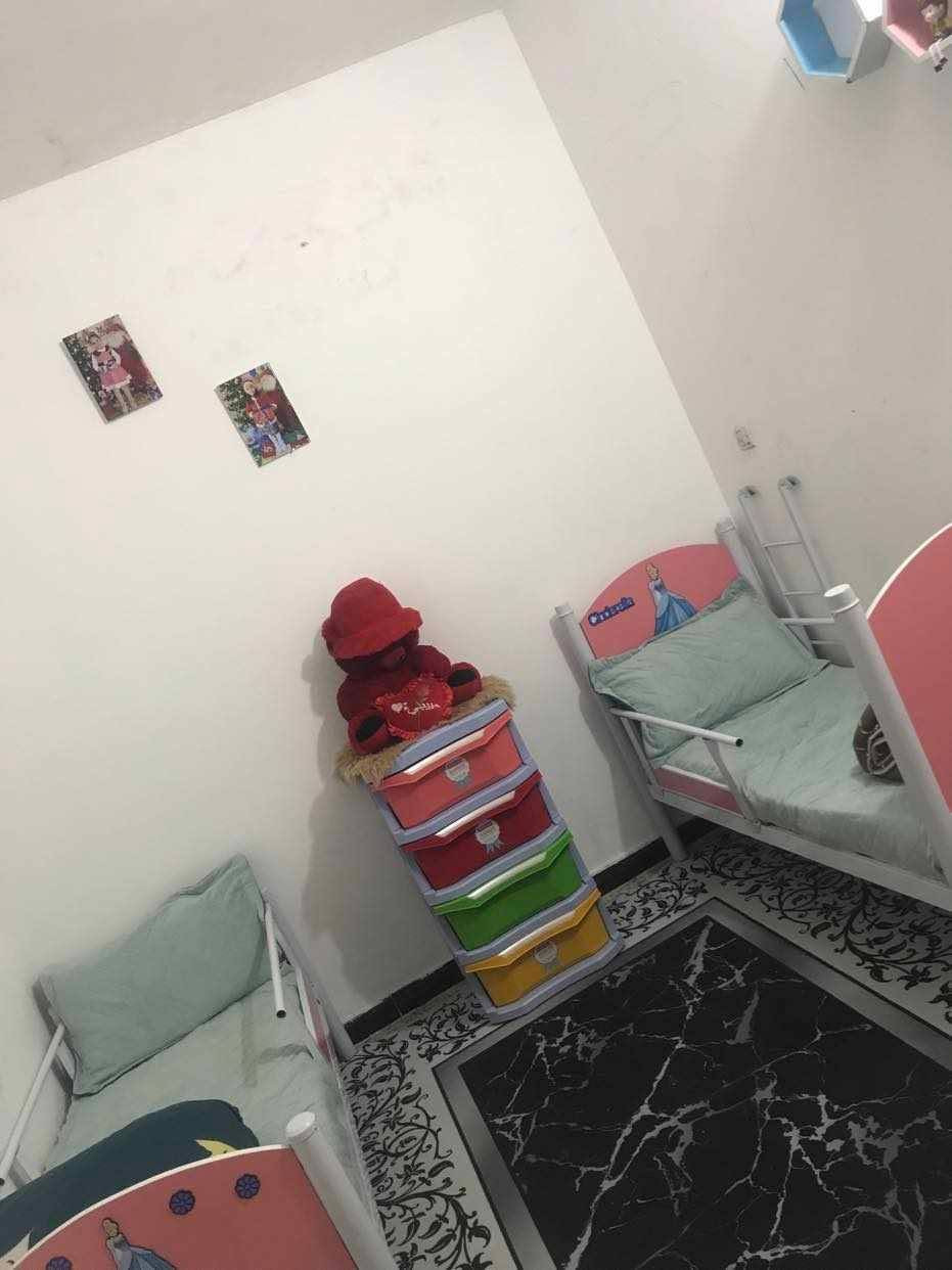 طباخ ٢٥٠
جرابي ٢ مع دواشك١٥٠
براد ٦٠


**إذا كنت صاحب هذا الإعلان وتريد حذفه لأي سبب، رجاءا أرسل رسالة إلى الدعم الفني**