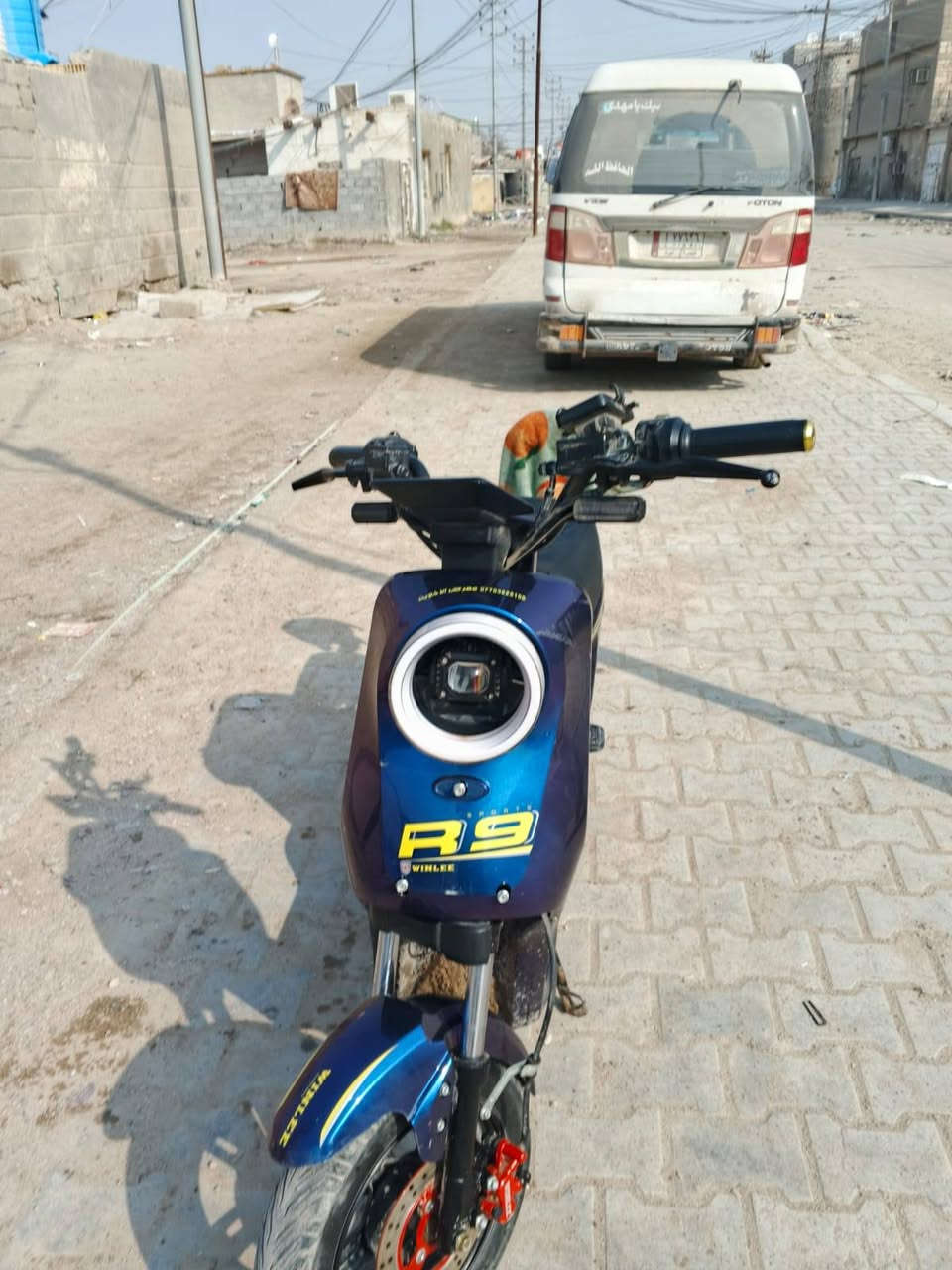 سلام عليكم دراجه شحن نوع R9 2025
بطارياته 5 موديل 2026 بحاله ممتازه 32 امبير
كامل ملحقات
تجي معاه سويجين وبصمتين وكارت
مكاني بصره  تنومه شارع 34 سعر 400وبي مجال ***********
