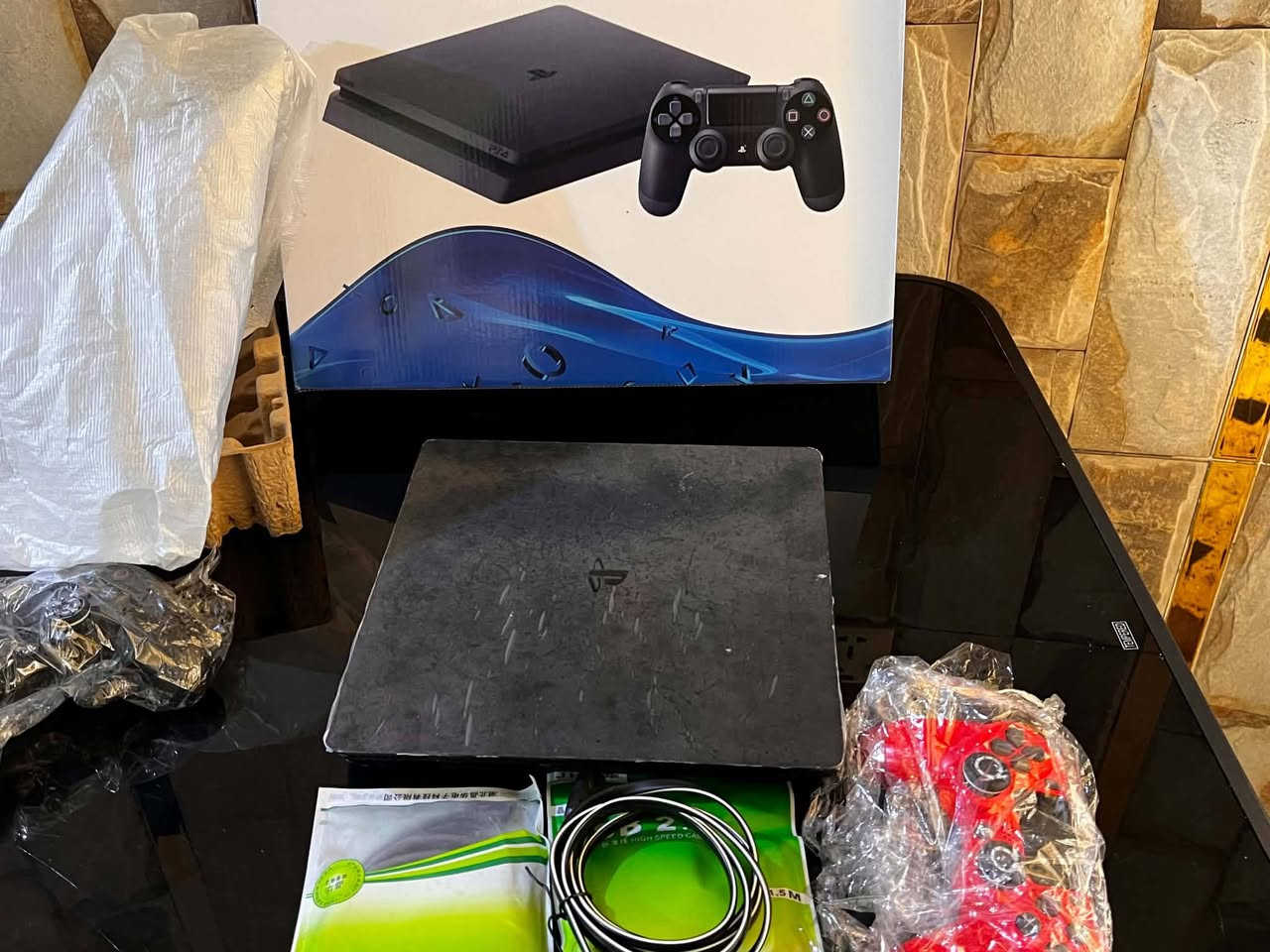 بلي 4 سلم مهكر لوك ستيكر جهاز نضيف 
فحص وين ما تريد نظام 11 بس الشراي يراسلني


**إذا كنت صاحب هذا الإعلان وتريد حذفه لأي سبب، رجاءا أرسل رسالة إلى الدعم الفني**
