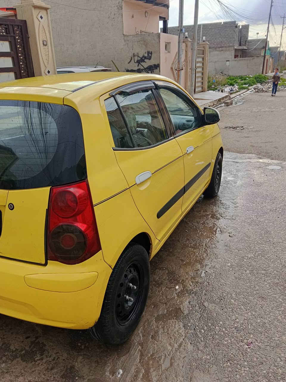 بكانتو (خصوصي) للبيع
السياره كير ومكينه شرط 
الصبغ مال شركه بس بيه شويه صبغ بل باب مال سايق 
السياره جاهزه من كلشي 
ما بيه اي حادث 
السعر (72) وبيه مجال 
مكاني موصل ايسر 
***********
