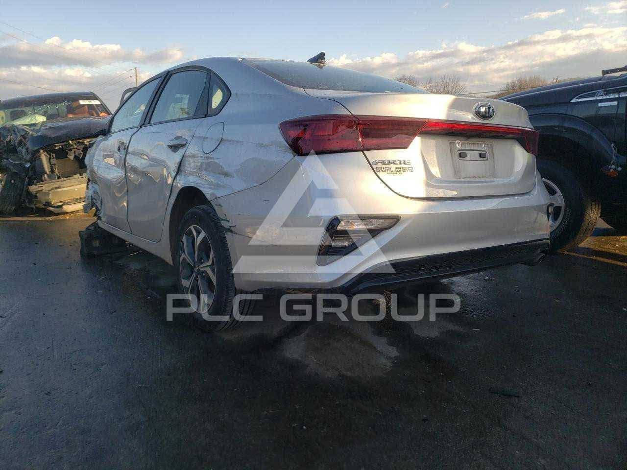 سلام عليكم كيه فورتي 2020 بغداد معوقين وكاله المعوق شاب السياره جاهزه السعر 105 مكاني اليرموك السياره حادثه مالت امريكه صفحه السايق مصبوغه السعر 105
***********
