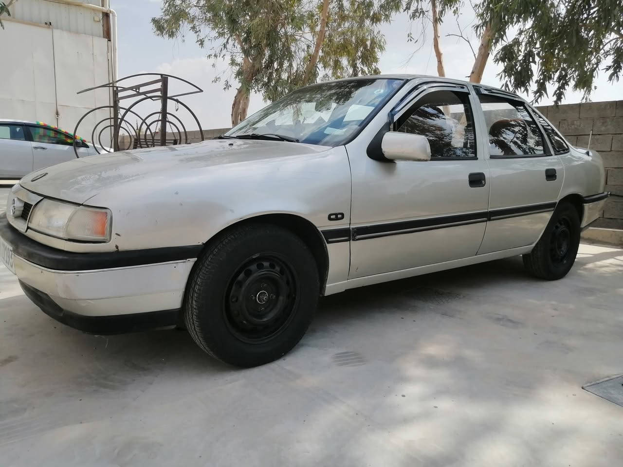 اوپل فیکترا مودیل 1992   مکینە 20  سنوی  فحص جدید  بتاقە بنزین   سعر 39 $
کرکوك ***********
