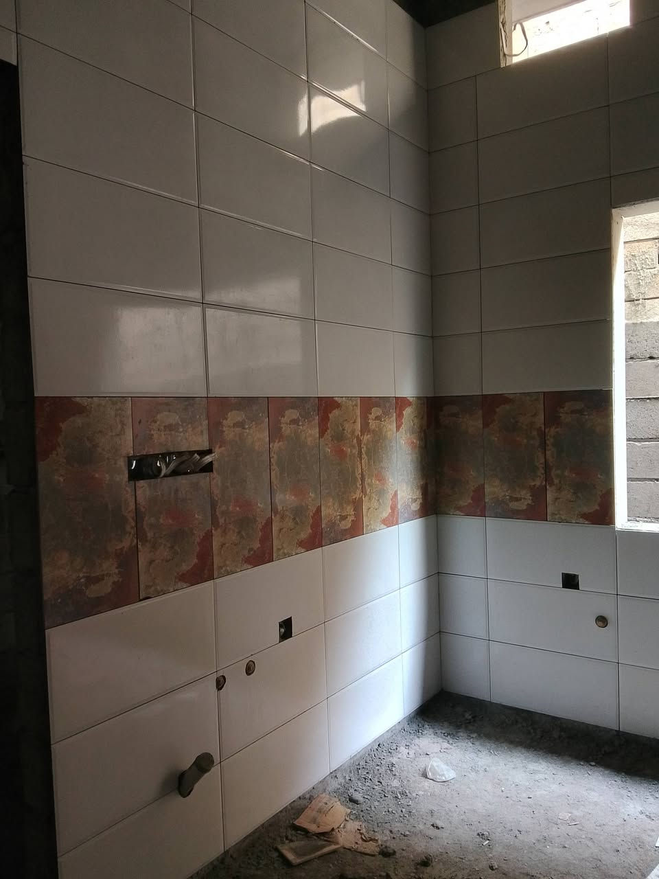 السلام عليكم  شغلنا سراميك نشتغل بل متر وسعر مناسب المتر اب 5 وشغل نضيف لبخ مساطر وازاره وكافت انواع السراميك للاستفار ماسنجر واتساب  
***********
***********
