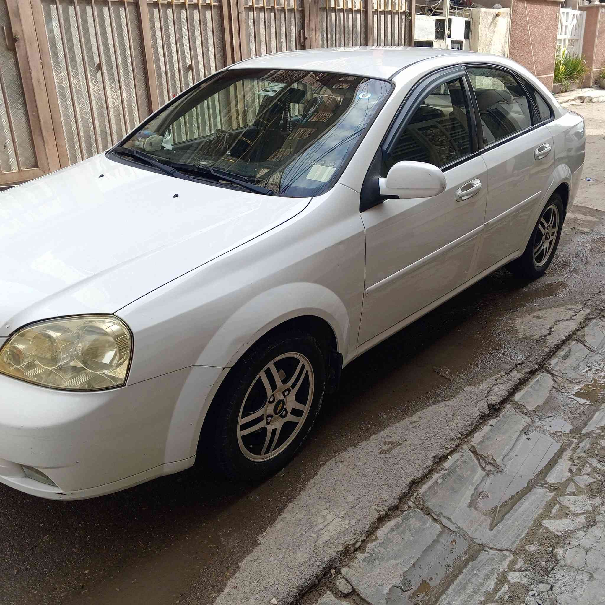 السلام عليكم...
اوبترا خليجي للبيع  2012 كير ومكينةصدر  مكفولات شركة تبريد تمام  تحويل مباشر بأسمي بيهة جامرلغ امامي مبدل عكس السايق اثر طخة خفيفة بدون دواخل والصورة موجودة ونصف الجامرلغ الخلفي جهة السايق صبغ دواخل السيارة شركة السيارة ماشية 140 حقيقي

مكان  السيارة بغداد البنوك 

السعر 85  وبيهة مجال 

الرقم ***********
