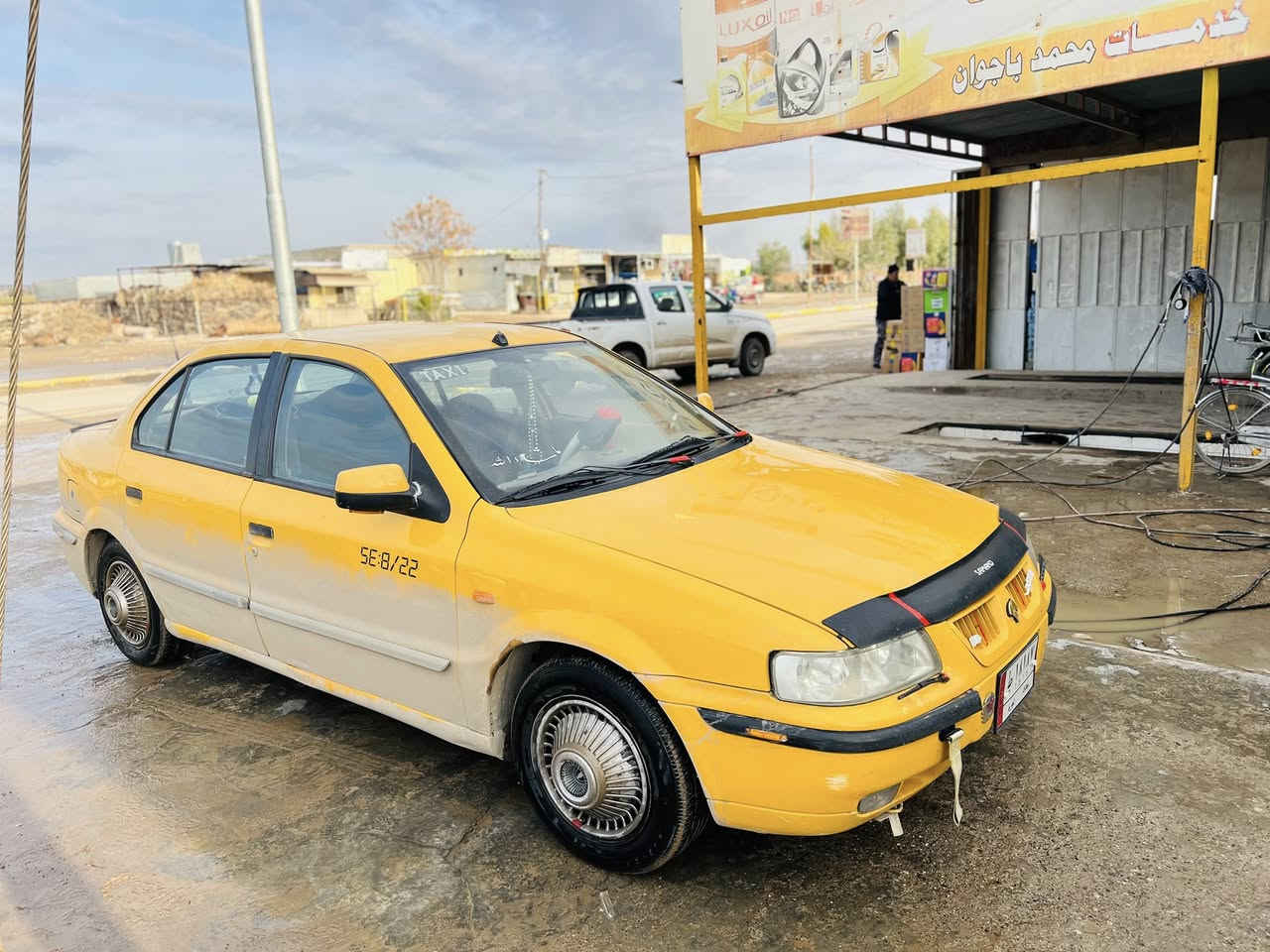 سلام عليكم سمند موديل ٢٠١١
سياره مشروع وطني لحد ال٢٠٣٠ اي معجون مابيها فقط معره هلال الخلفي كير ومكينه فرنسي ١٨ مكانها كركوك 
سياره جاهزه من كلشي 
***********
